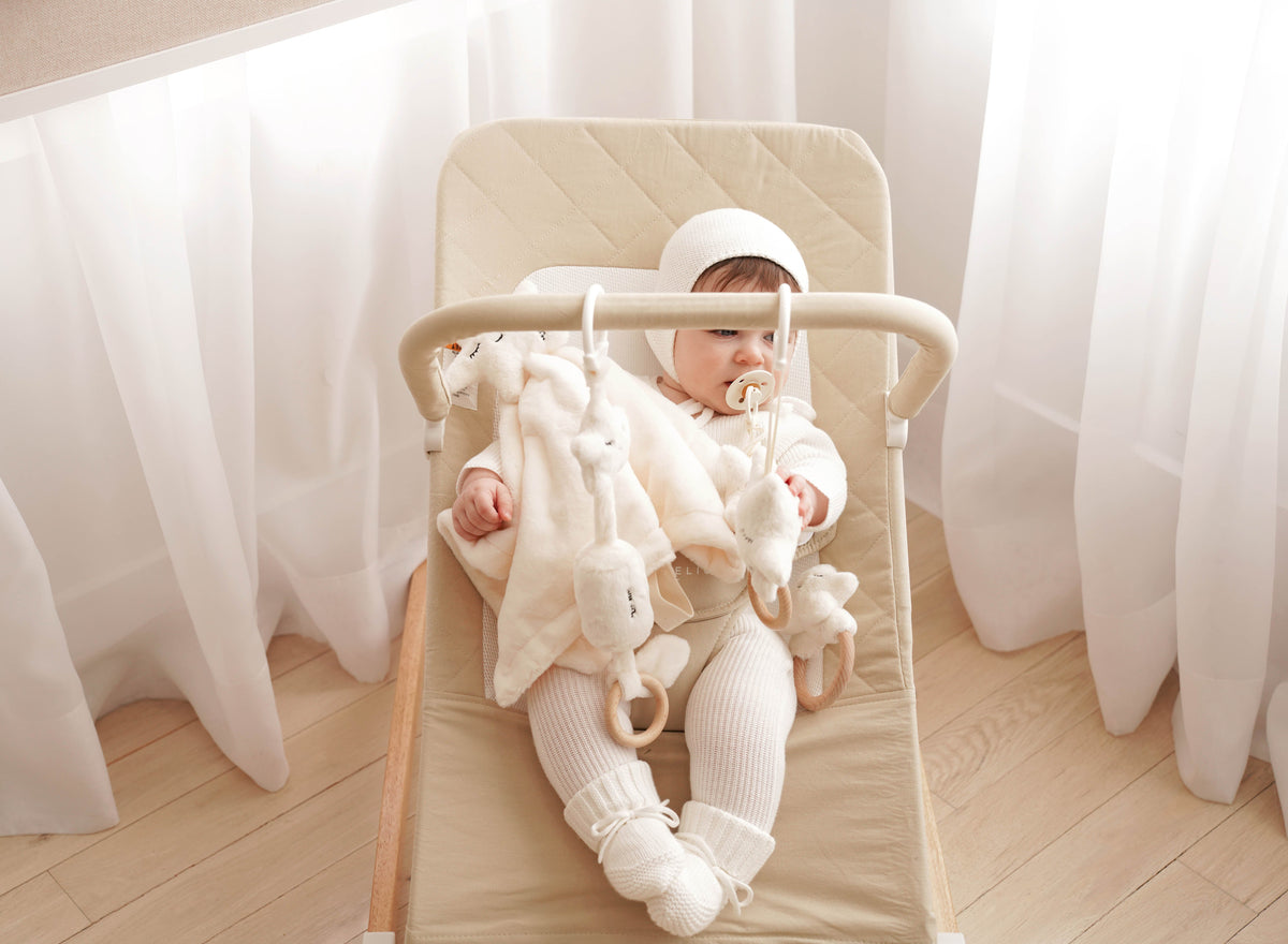 Lovey with Paci/Stroller String (Star, Cream)