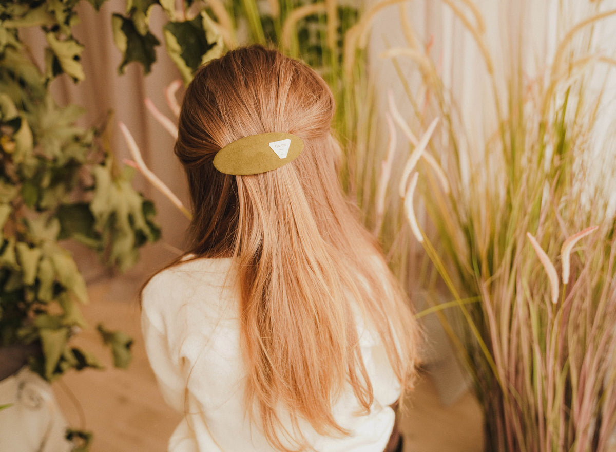 FW26 Suede Collection Barette Clip Green