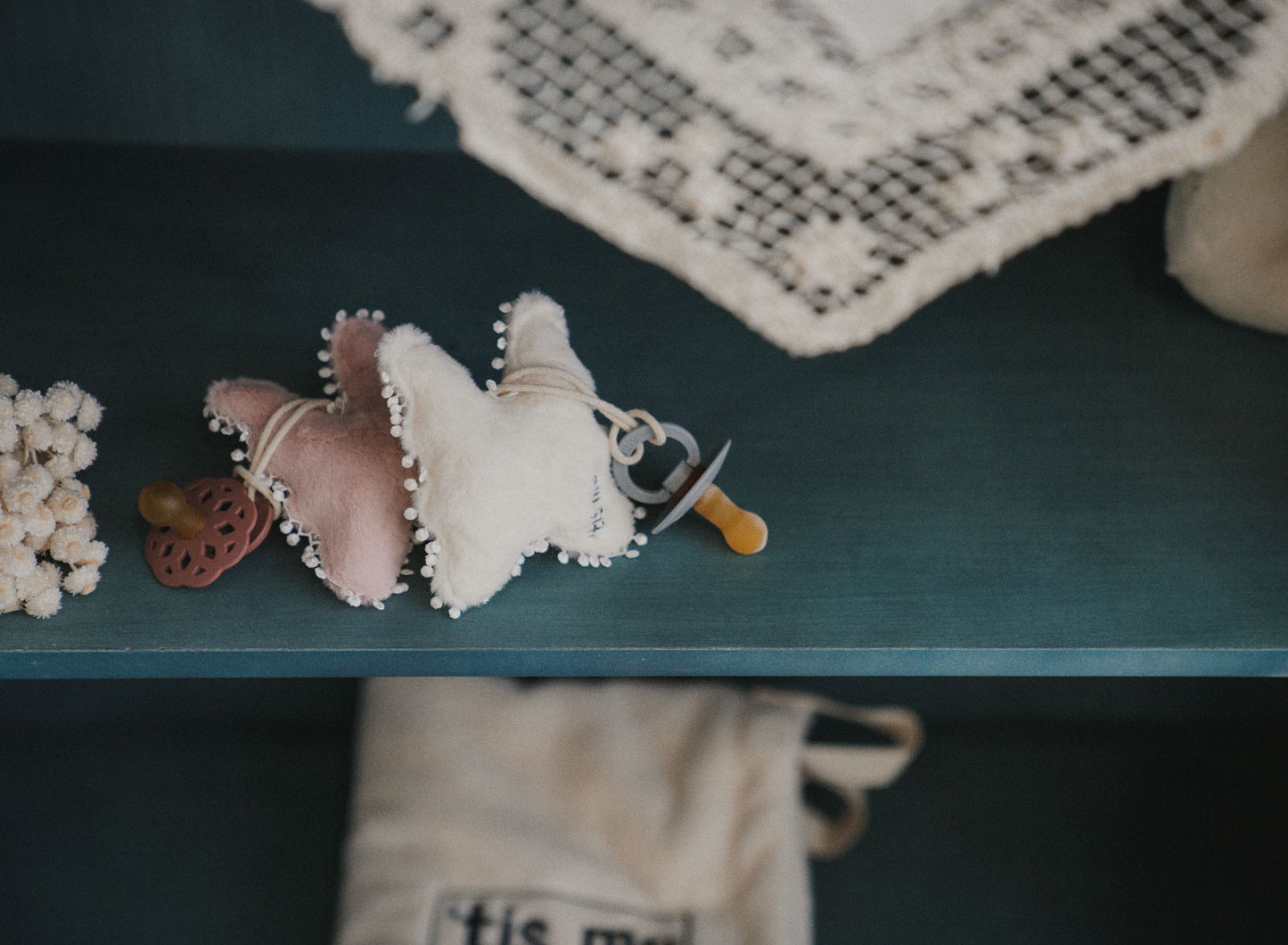 Paci Rattle Holder (Butterfly, Pink)