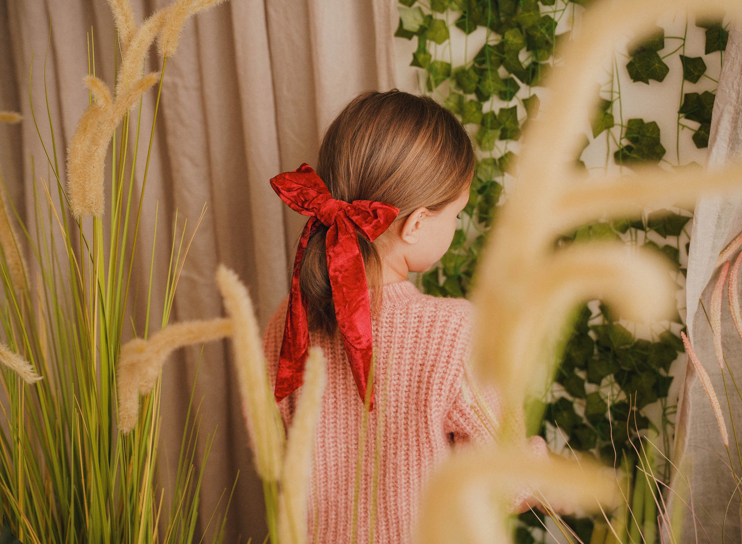 FW26 Crushed Velvet Ribbon Sewn Into Bow On Pony Holder Maroon