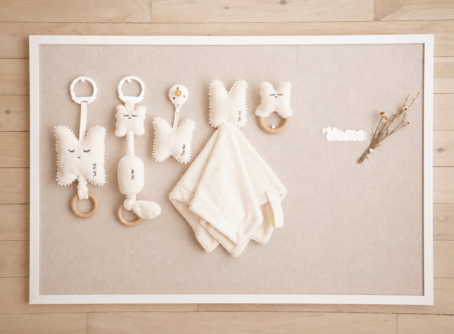 Lovey with Paci/Stroller String (Butterfly, Cream)